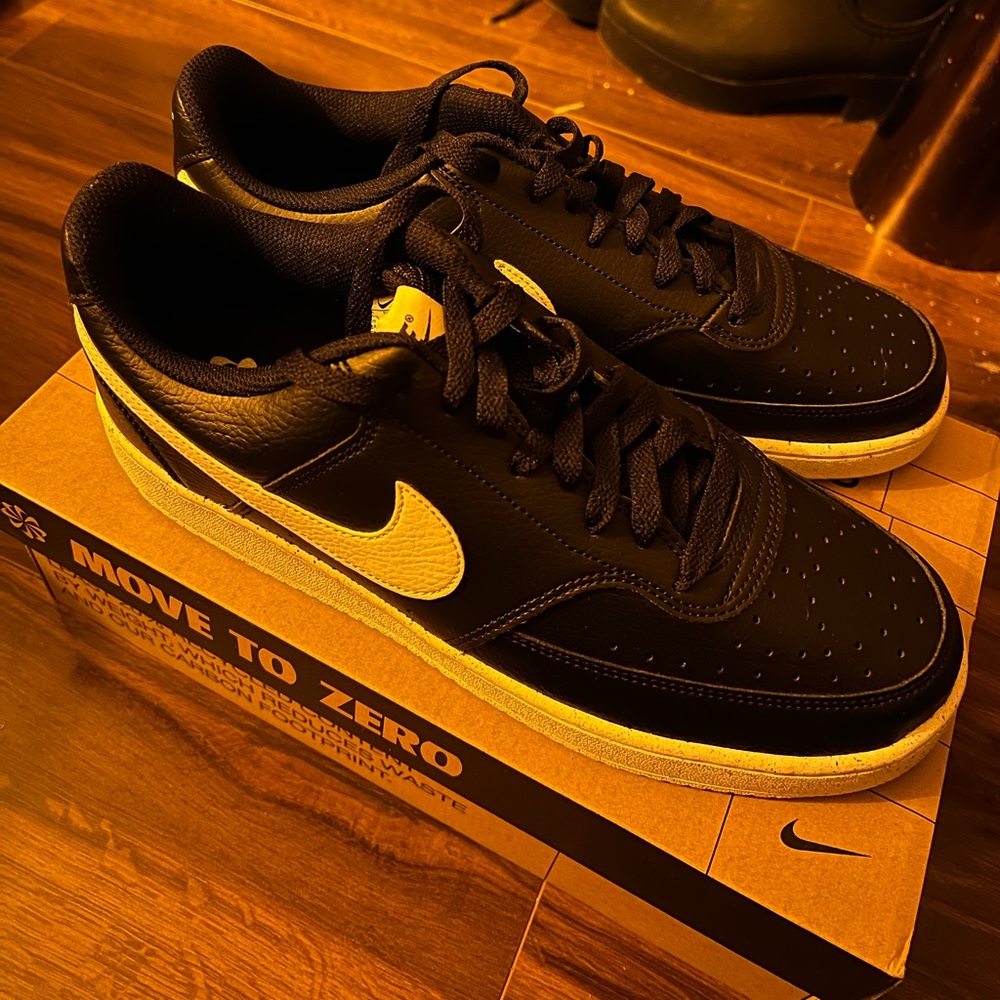 Nike Court Vision Black/White 10